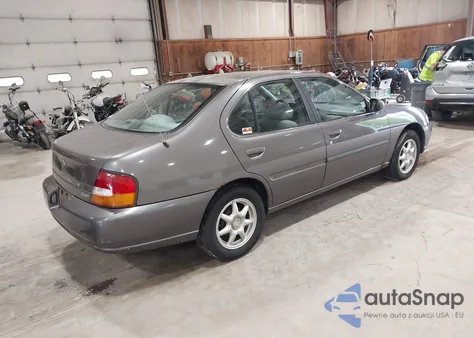 1998 Nissan Altima Gle/Gxe/Se/Xe from USA, damaged, VIN 1N4DL01D9WC181624